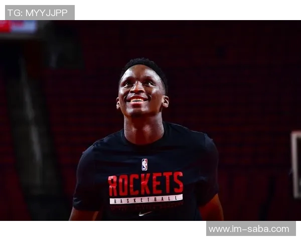 小贾赛后出席主场新仪式按下按钮点燃火箭梦想起飞