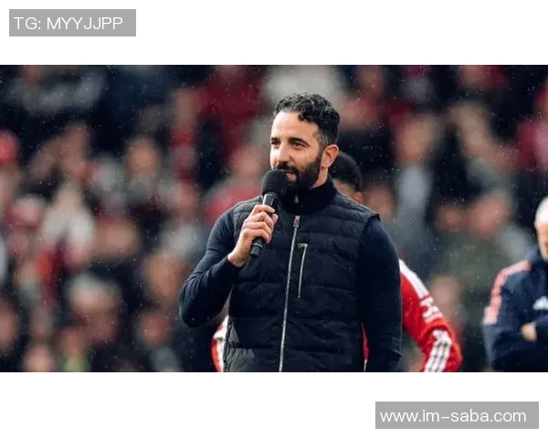 解雇主帅只是表象曼联球迷深知球队问题根源复杂多样