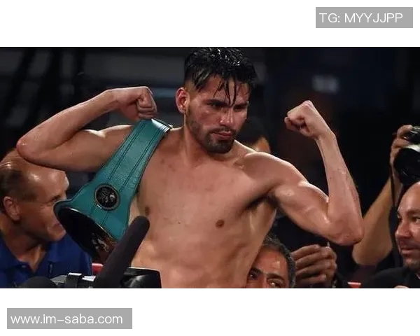 孙悦幽默自嘲与哈登同为左手将但实力差距明显右手水平相当